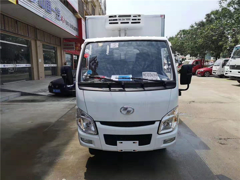 躍進(jìn)小福星國(guó)六3米26冷藏車(chē)價(jià)格